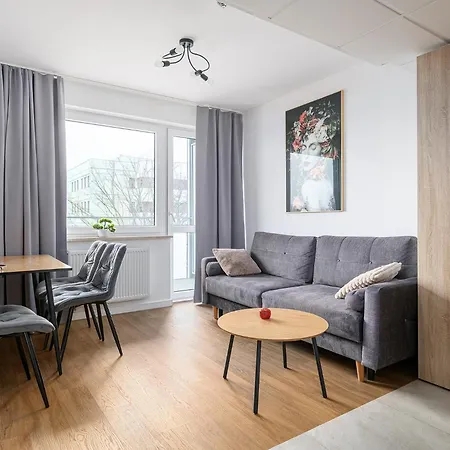 Rentplanet - Pileckiego Lejlighed Warszawa