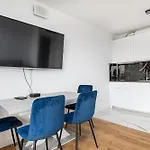 Rentplanet - Pileckiego Apartmán *