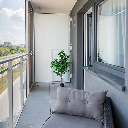 Rentplanet - Pileckiego * Varsovie