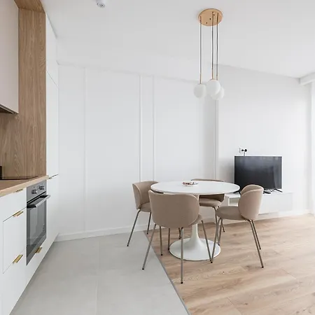 Rentplanet - Pileckiego Varsovie