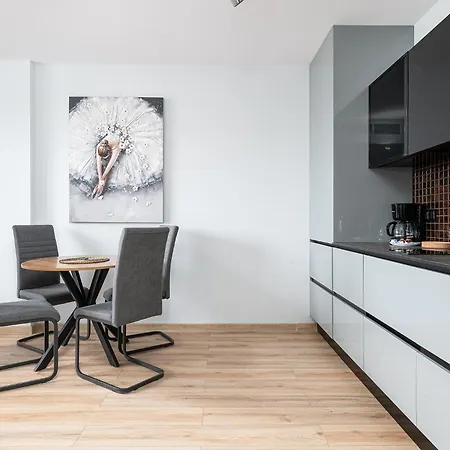 Rentplanet - Pileckiego *