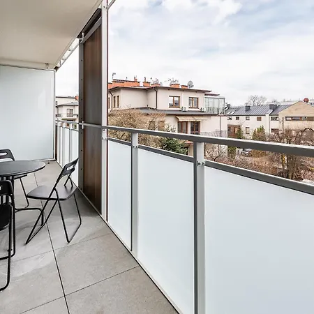 Rentplanet - Pileckiego Apartment