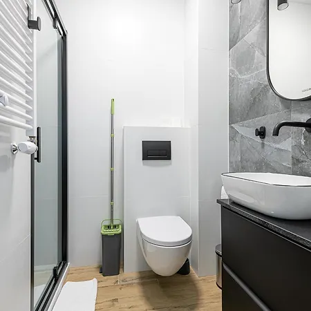 Rentplanet - Pileckiego * Varsovie