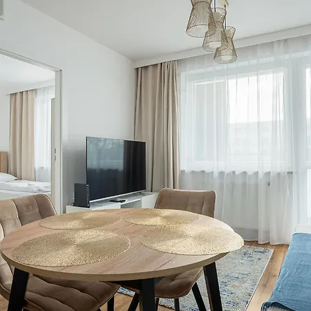 Rentplanet - Pileckiego Apartmán *